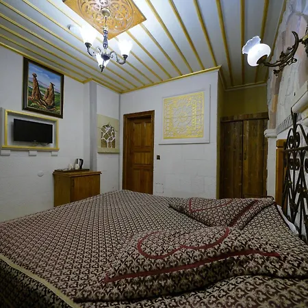 Готель Alaturca House (adults Only) 2*